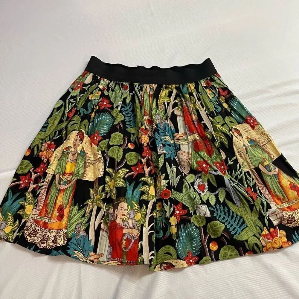 HEMET Frida Kahlo Print Pleated Skirt Size Large